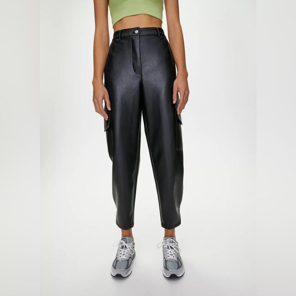 Aritzia Wilfred Faux Leather Modern Cargo Pant (size 00)